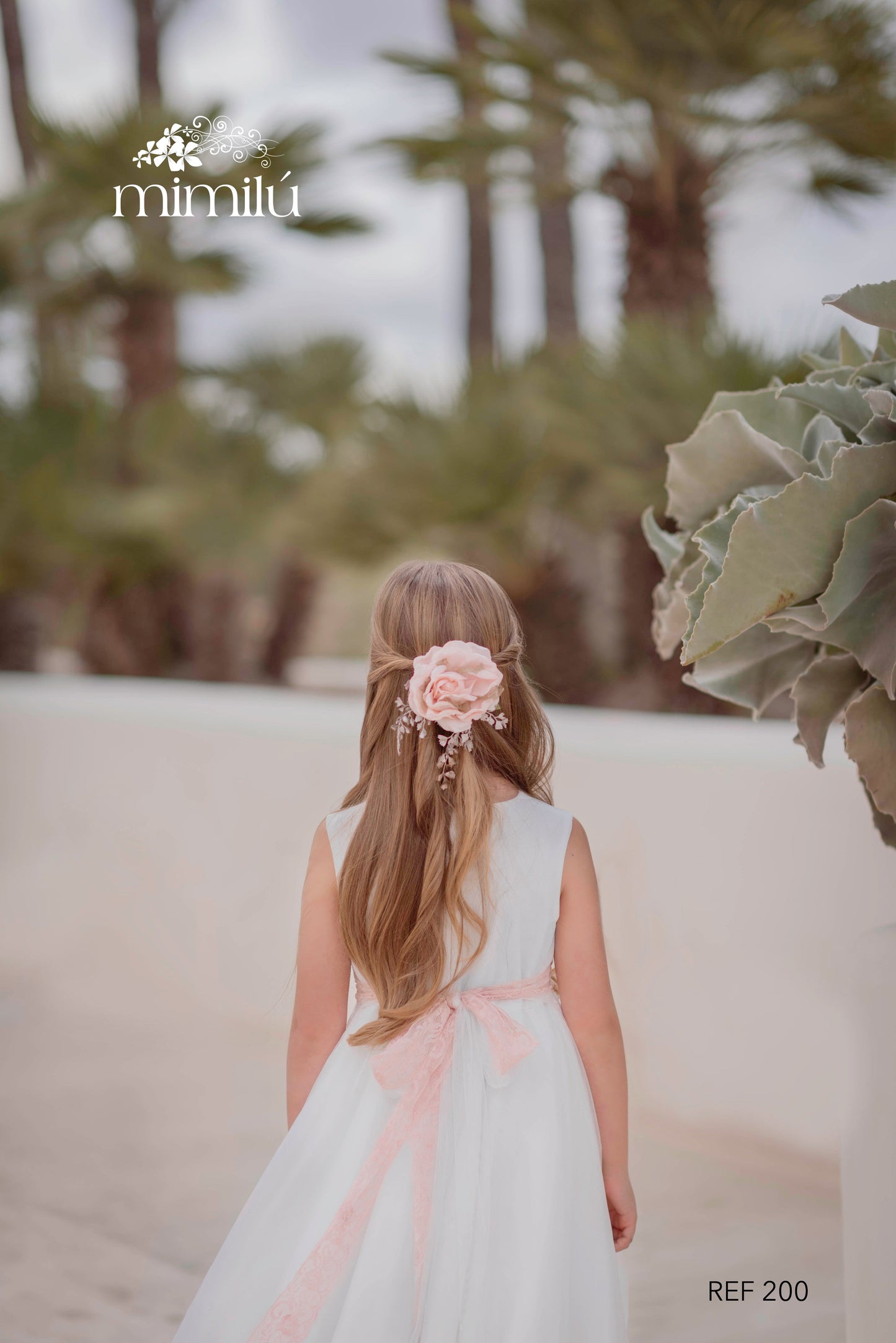 Vestido de comunión 200 para niñas de la marca MIMILÚ
