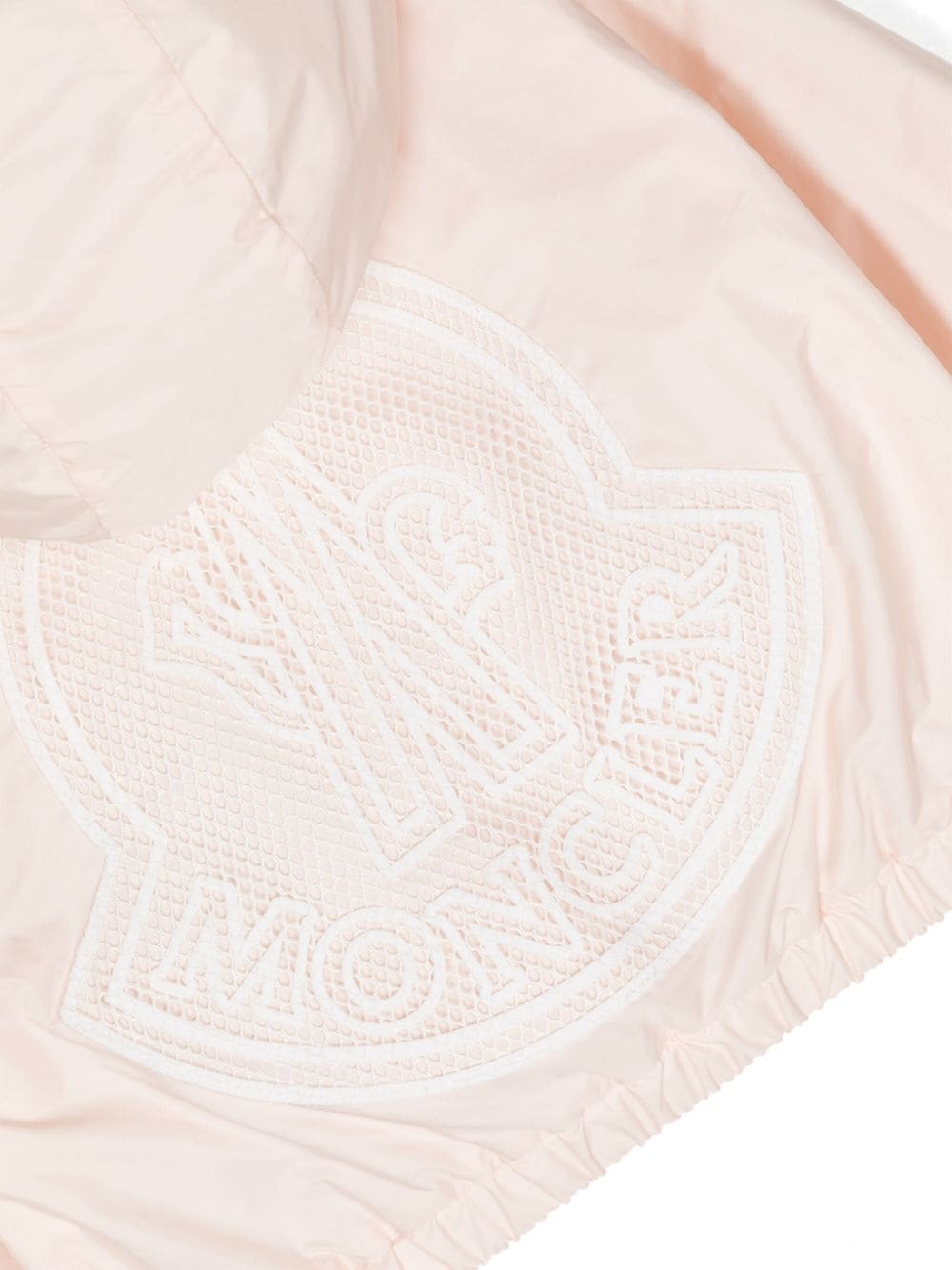 Chaqueta con capucha de la marca MONCLER