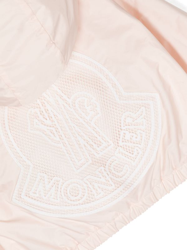 Chaqueta con capucha de la marca MONCLER