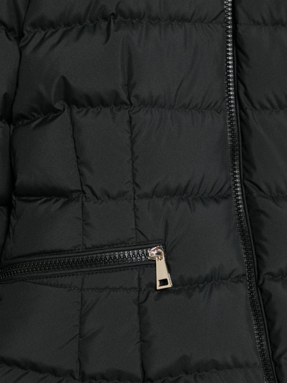 Chaqueta NEGRA - plumífero con parche del logo MONCLER