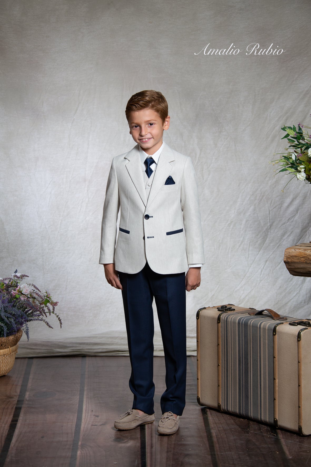 Traje completo con americana blanca para el niño AMALIO RUBIO