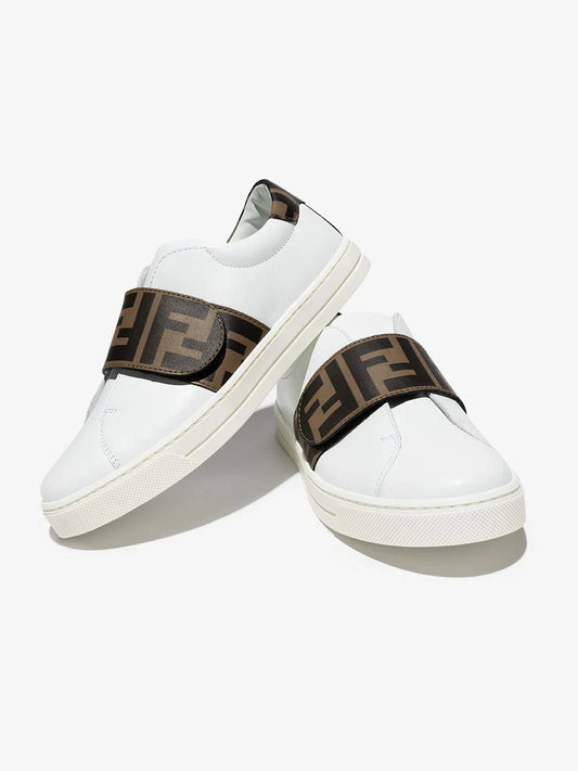 Zapatillas bajas con logo en la correa Fendi Kids