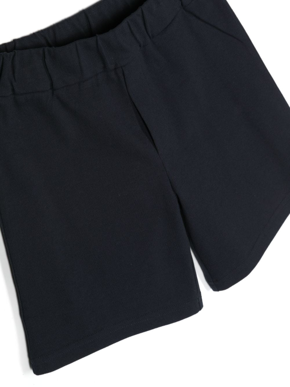 Traje deportivo blanco/negro con parche del logo MONCLER