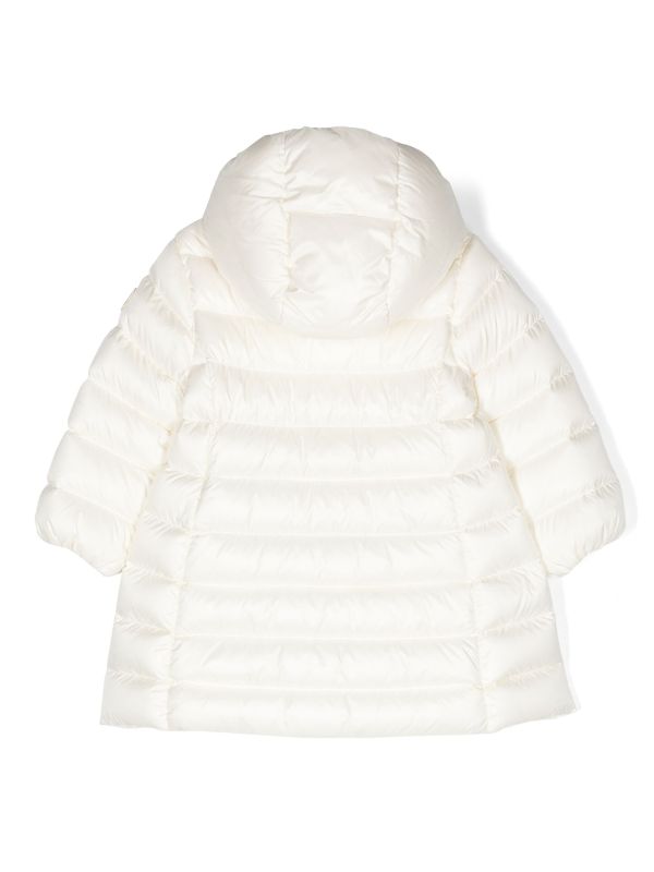 Abrigo color blanco con parche del logo MONCLER