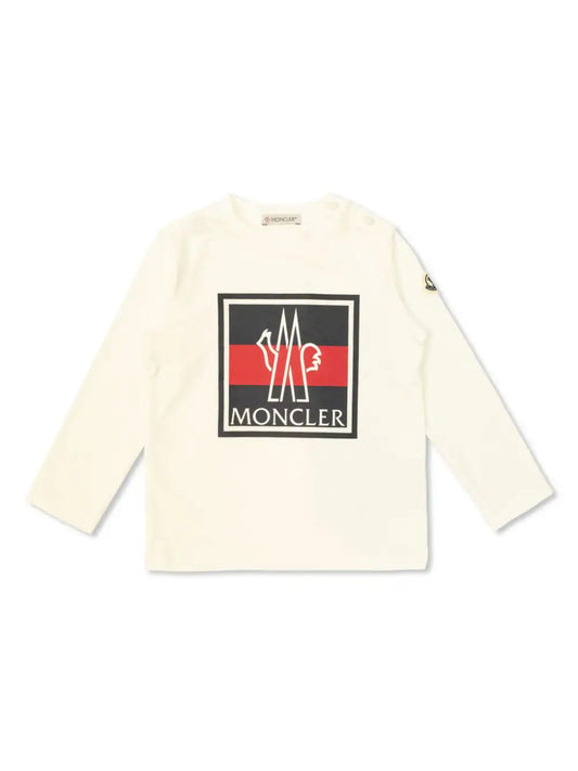 Camiseta con logo estampado de la marca MONCLER