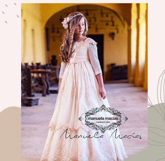 Vestido ENMA de comunión para niña de la marca Manuela (corona de flores incluida)