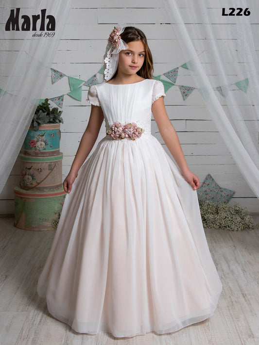 Vestido de comunión L226 con las flores de media manga MARLA